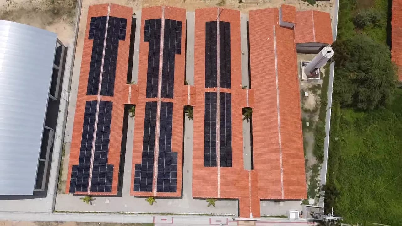 E.M Maria José Ribeiro – sistema fotovoltaico, Aracati – CE